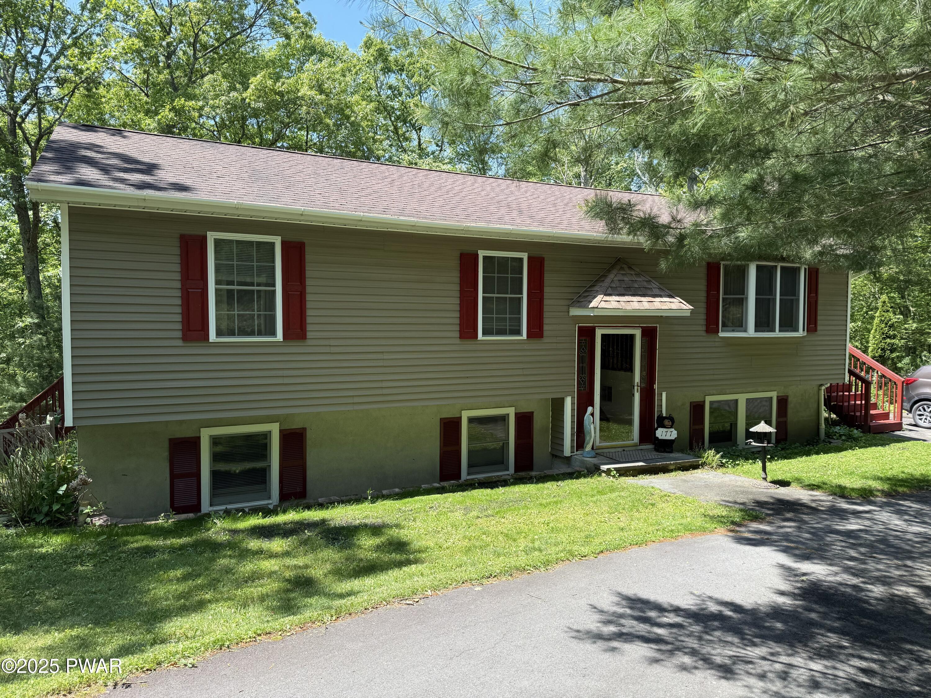 177 Meadow Ridge Acres Road, Milford, Pennsylvania image 1
