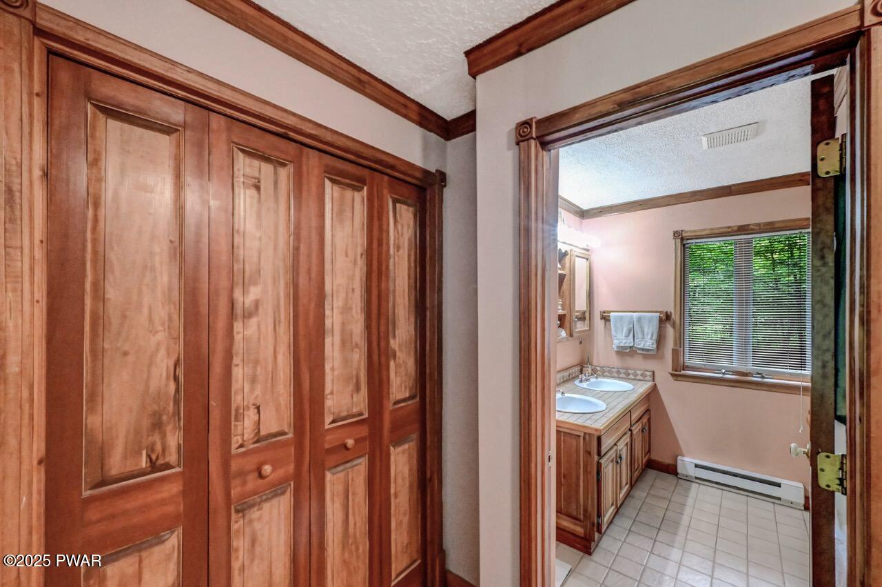 1709 Hamlin Highway #C, Lake Ariel, Pennsylvania image 28