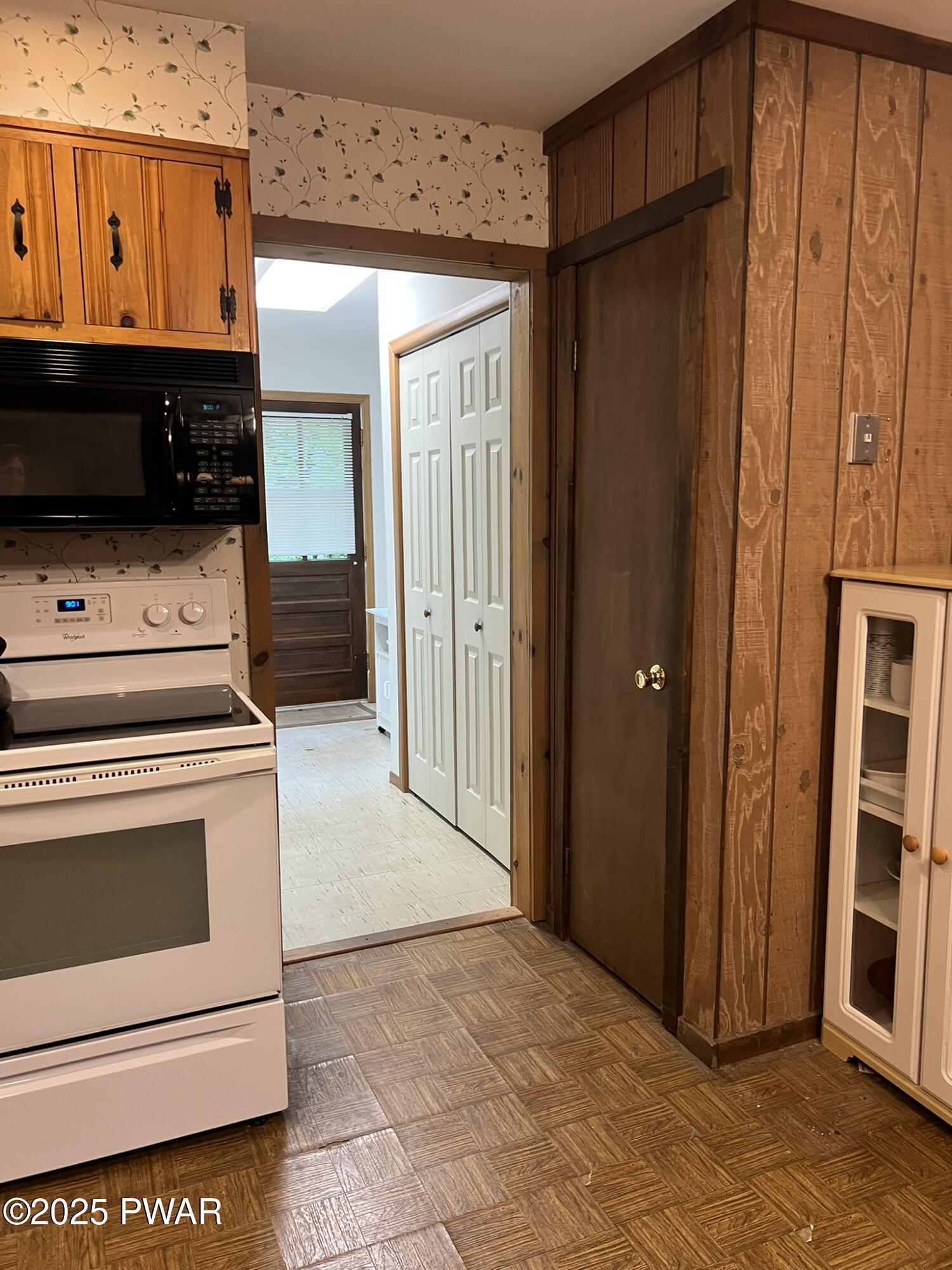 259 Florence Trail, Hawley, Pennsylvania image 30