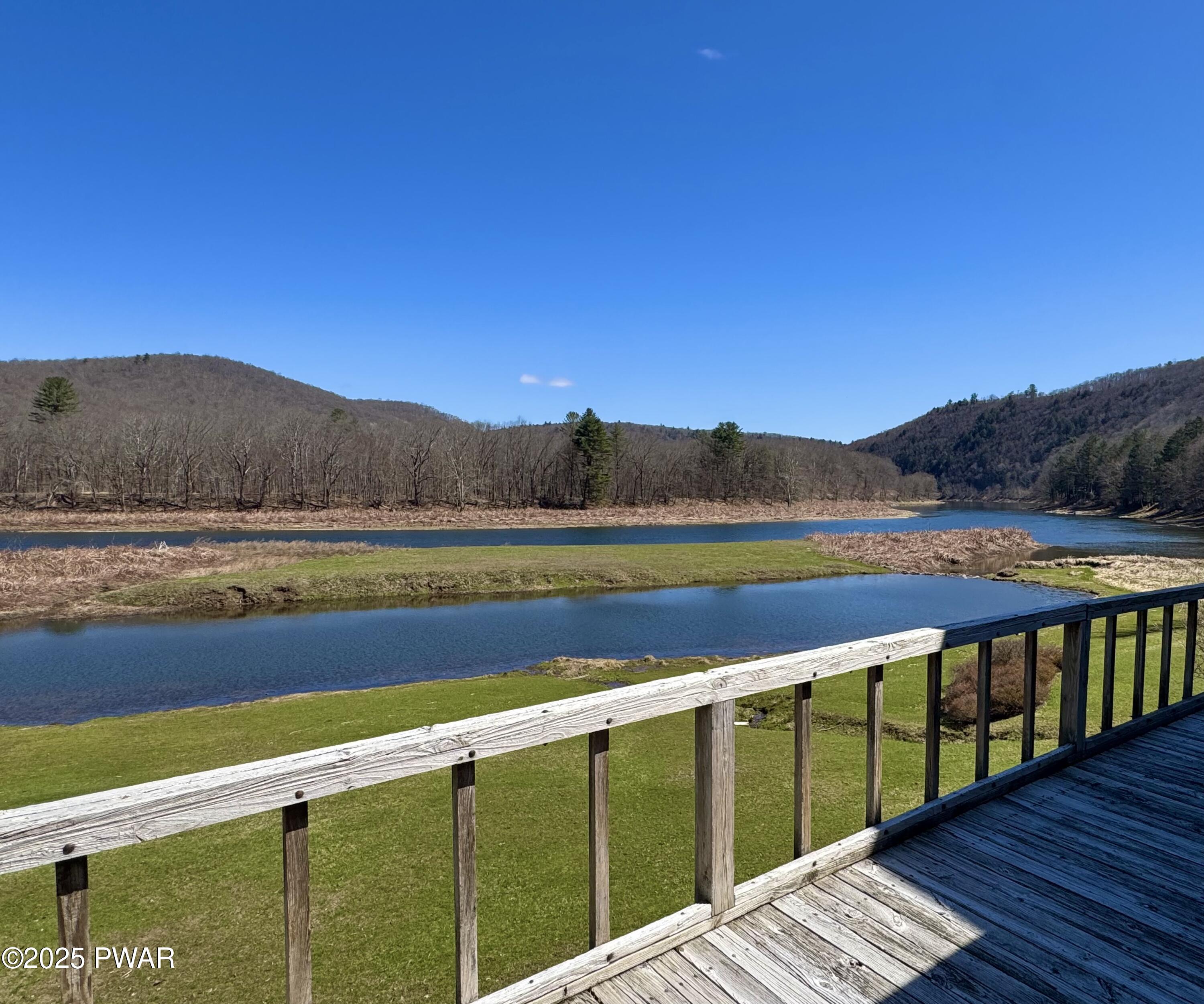 4752 Hancock Highway, Equinunk, Pennsylvania image 42