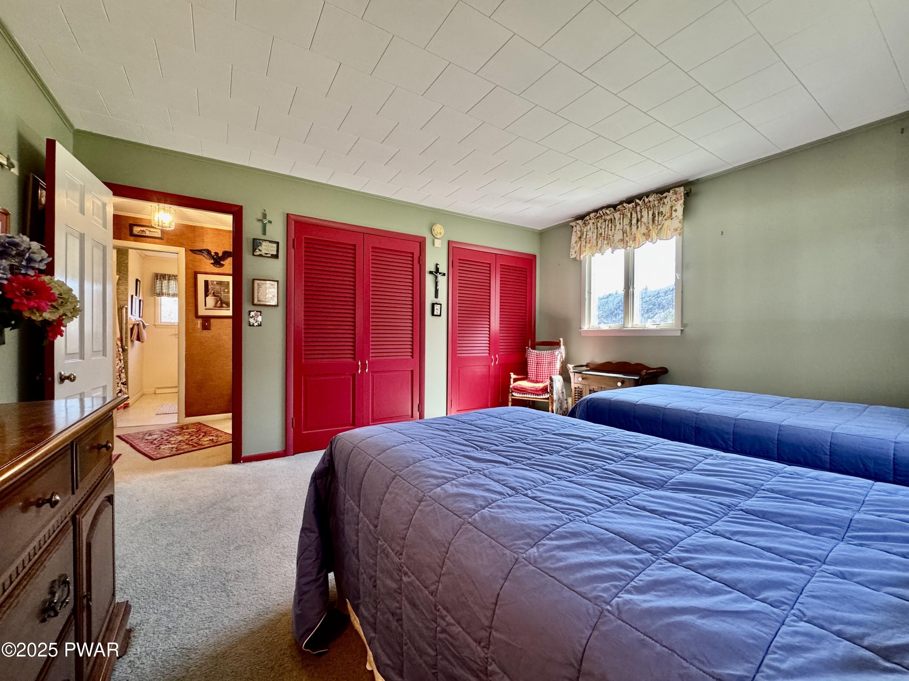 4752 Hancock Highway, Equinunk, Pennsylvania image 38