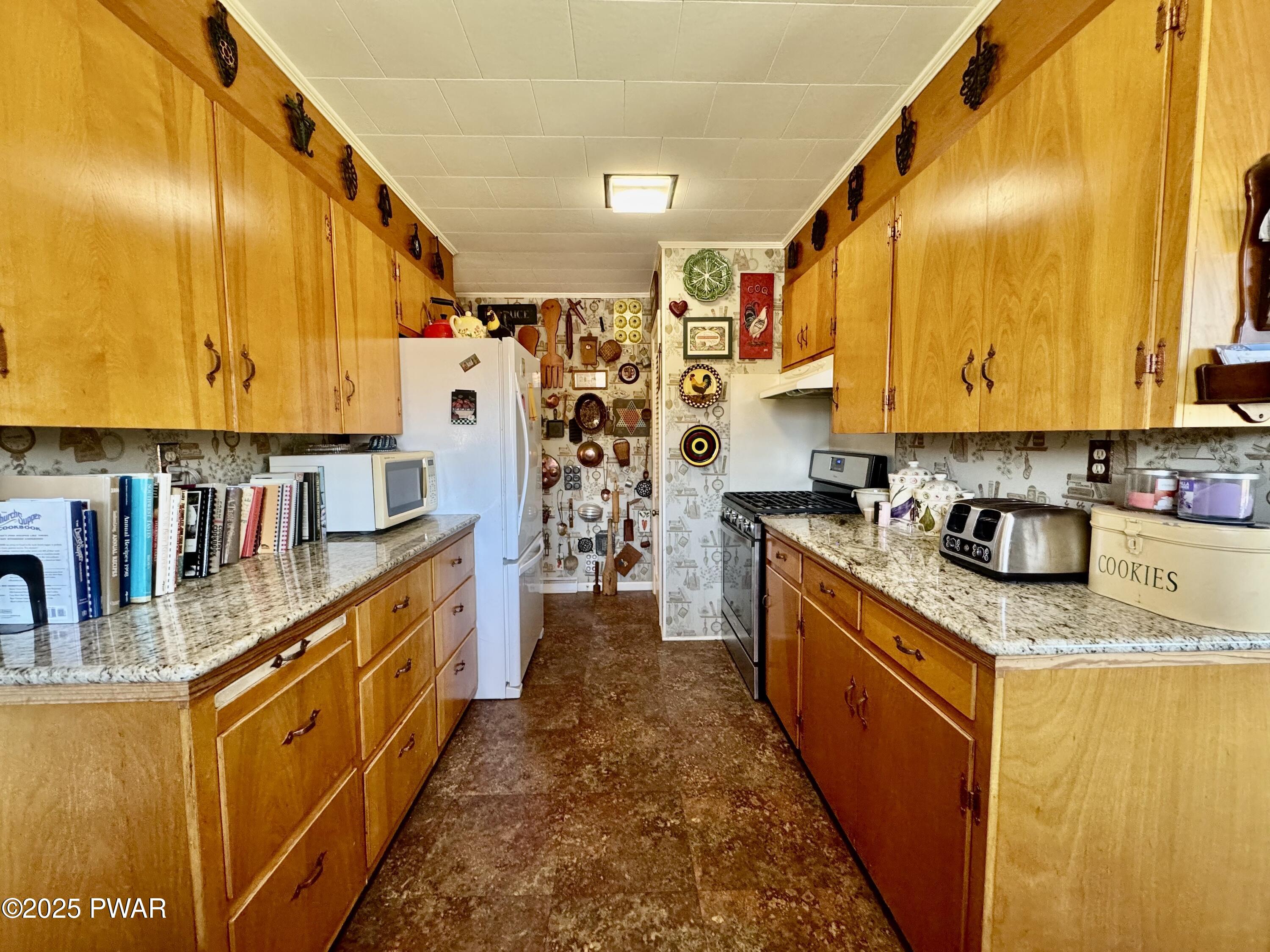 4752 Hancock Highway, Equinunk, Pennsylvania image 30