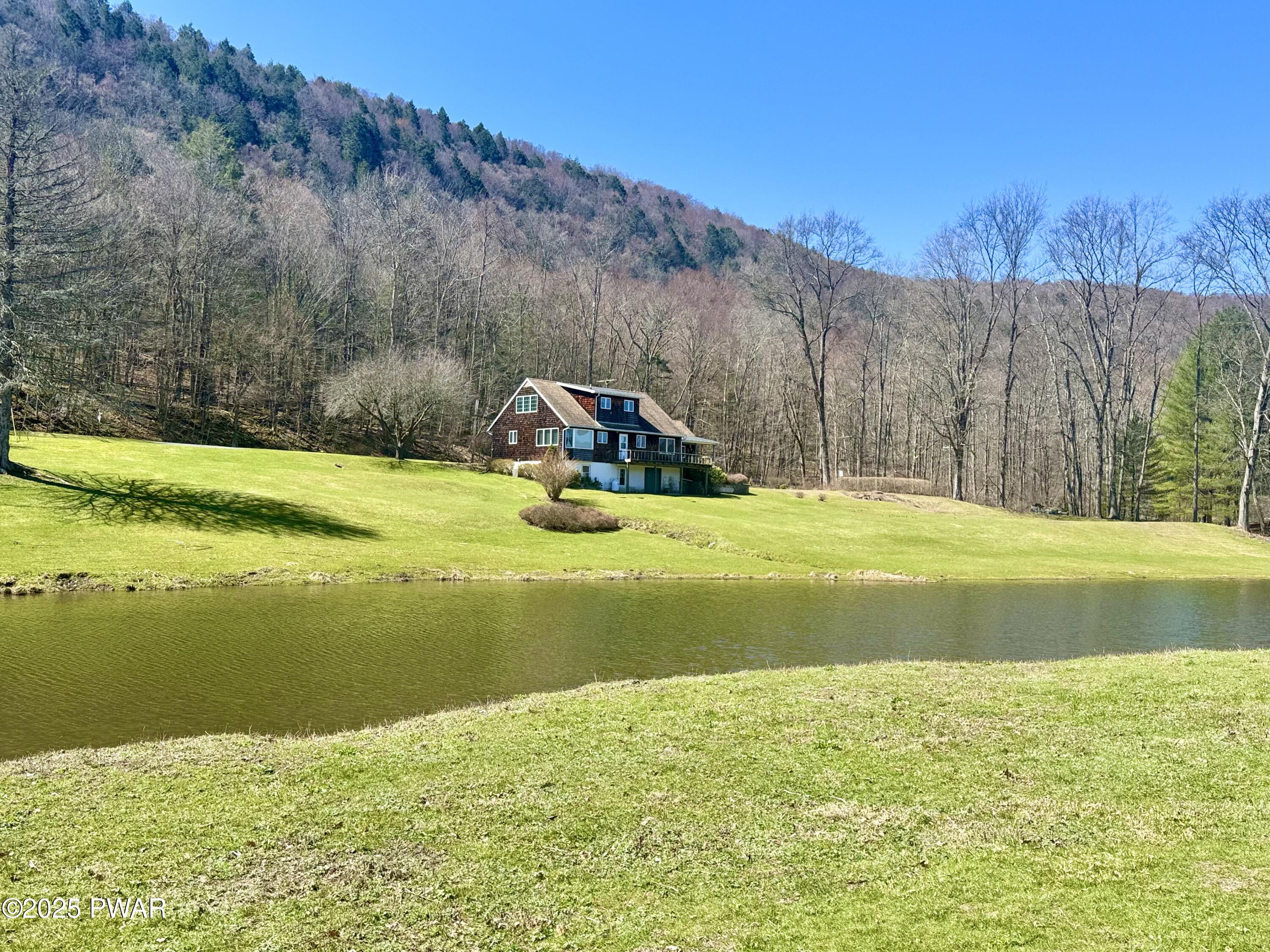 4752 Hancock Highway, Equinunk, Pennsylvania image 41