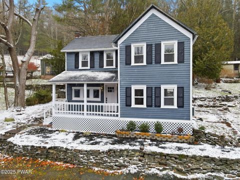 Homes For Sale - 74 Charles Street<br/> Wayne County, Hawley, PA 18428