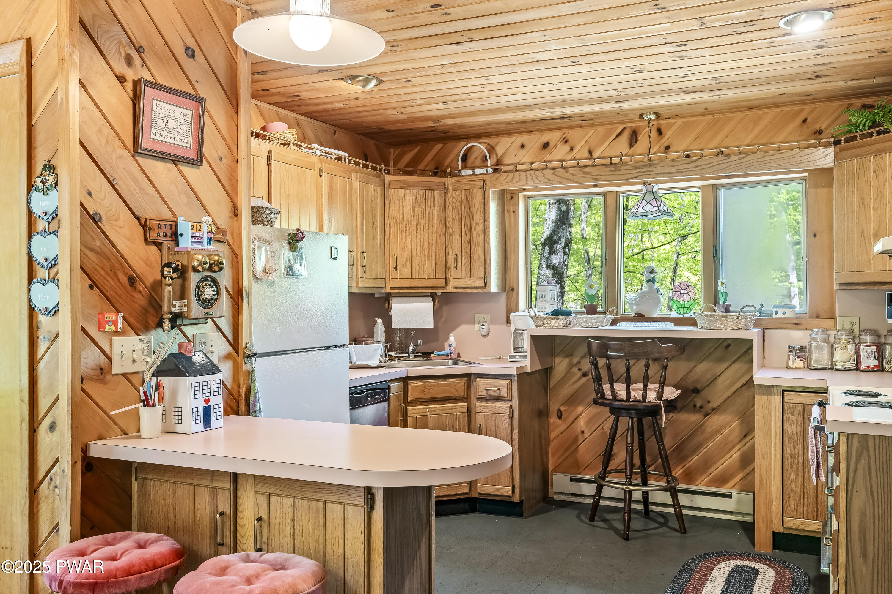 10 Sandy Ct Ct, Lake Ariel, Pennsylvania image 4