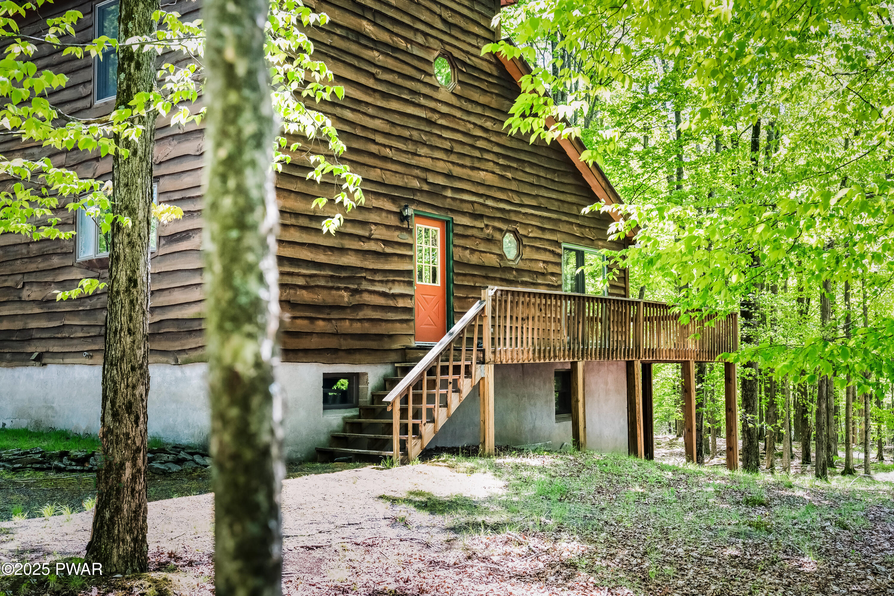 10 Sandy Ct Ct, Lake Ariel, Pennsylvania image 2