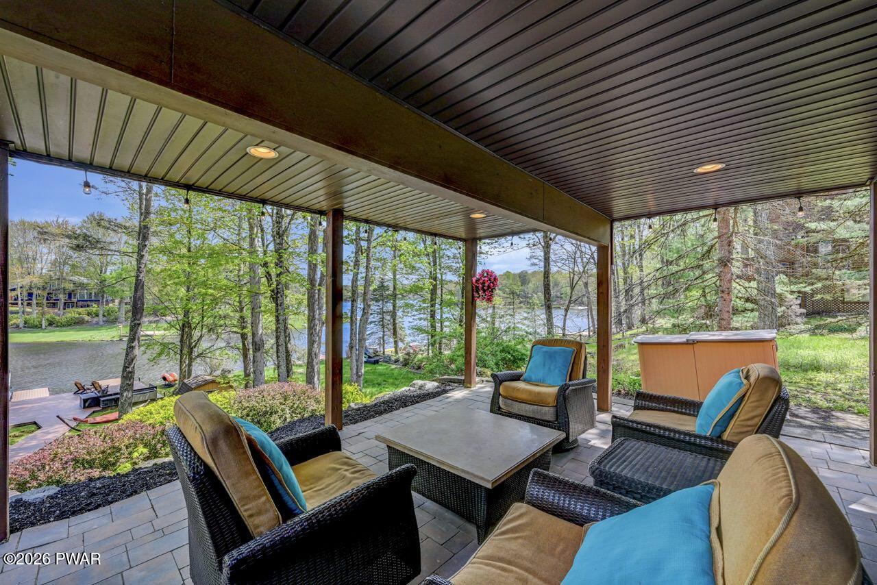 Lake Ariel, Pennsylvania, 18436, United States, 4 Bedrooms Bedrooms, ,3 BathroomsBathrooms,Residential,Active,2045543