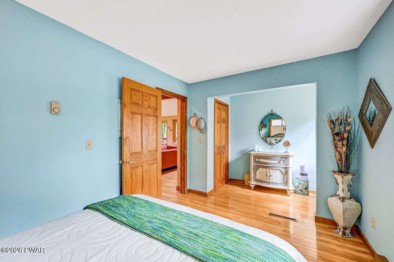 Lake Ariel, Pennsylvania, 18436, United States, 4 Bedrooms Bedrooms, ,3 BathroomsBathrooms,Residential,Active,2045543