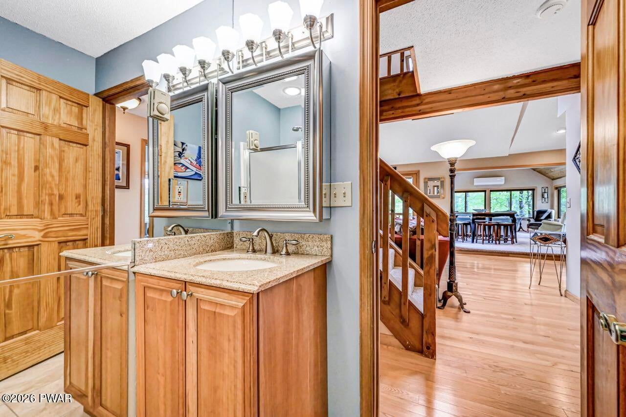 Lake Ariel, Pennsylvania, 18436, United States, 4 Bedrooms Bedrooms, ,3 BathroomsBathrooms,Residential,Active,2045543