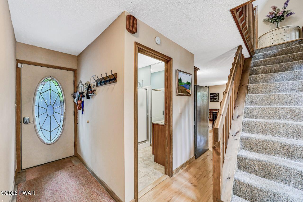 Lake Ariel, Pennsylvania, 18436, United States, 4 Bedrooms Bedrooms, ,3 BathroomsBathrooms,Residential,Active,2045543