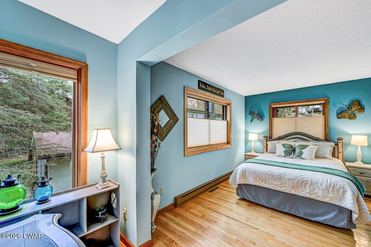 Lake Ariel, Pennsylvania, 18436, United States, 4 Bedrooms Bedrooms, ,3 BathroomsBathrooms,Residential,Active,2045543