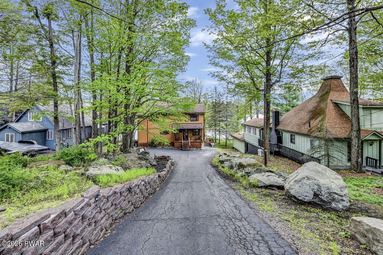 Lake Ariel, Pennsylvania, 18436, United States, 4 Bedrooms Bedrooms, ,3 BathroomsBathrooms,Residential,Active,2045543