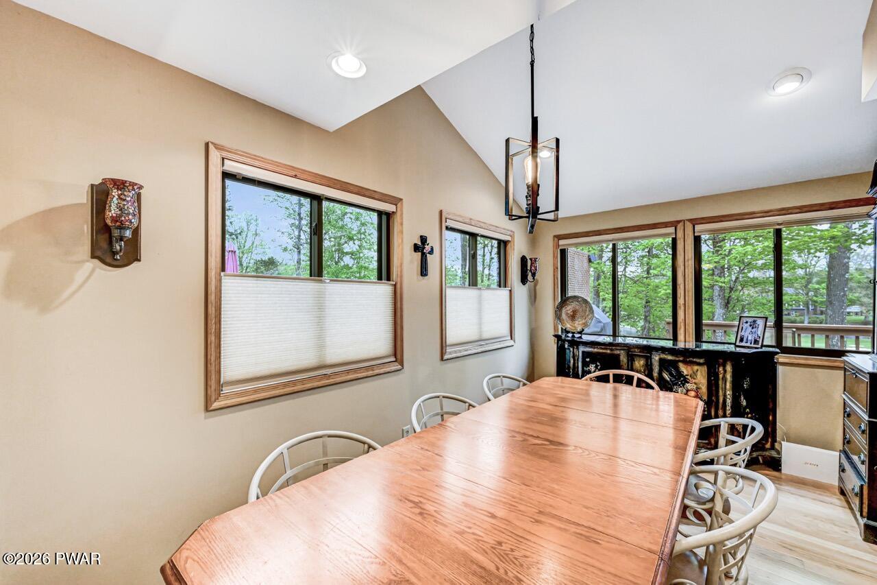 Lake Ariel, Pennsylvania, 18436, United States, 4 Bedrooms Bedrooms, ,3 BathroomsBathrooms,Residential,Active,2045543