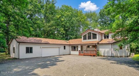 Homes For Sale - 103 Rodeo Lane<br/> Pike County, Hawley, PA 18428