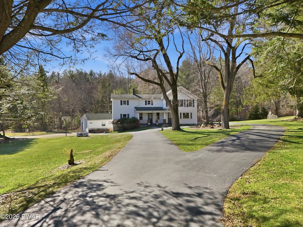 Photo of 13 Rocky View Drive, Hawley, PA 18428 (MLS # PW260645)