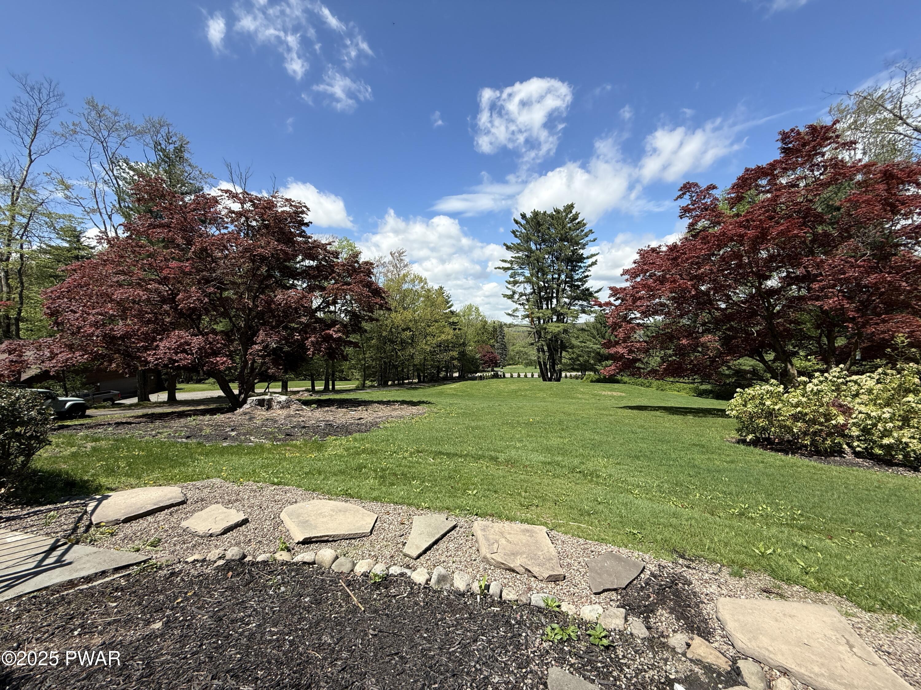 526 Rt 507, Paupack, Pennsylvania image 5