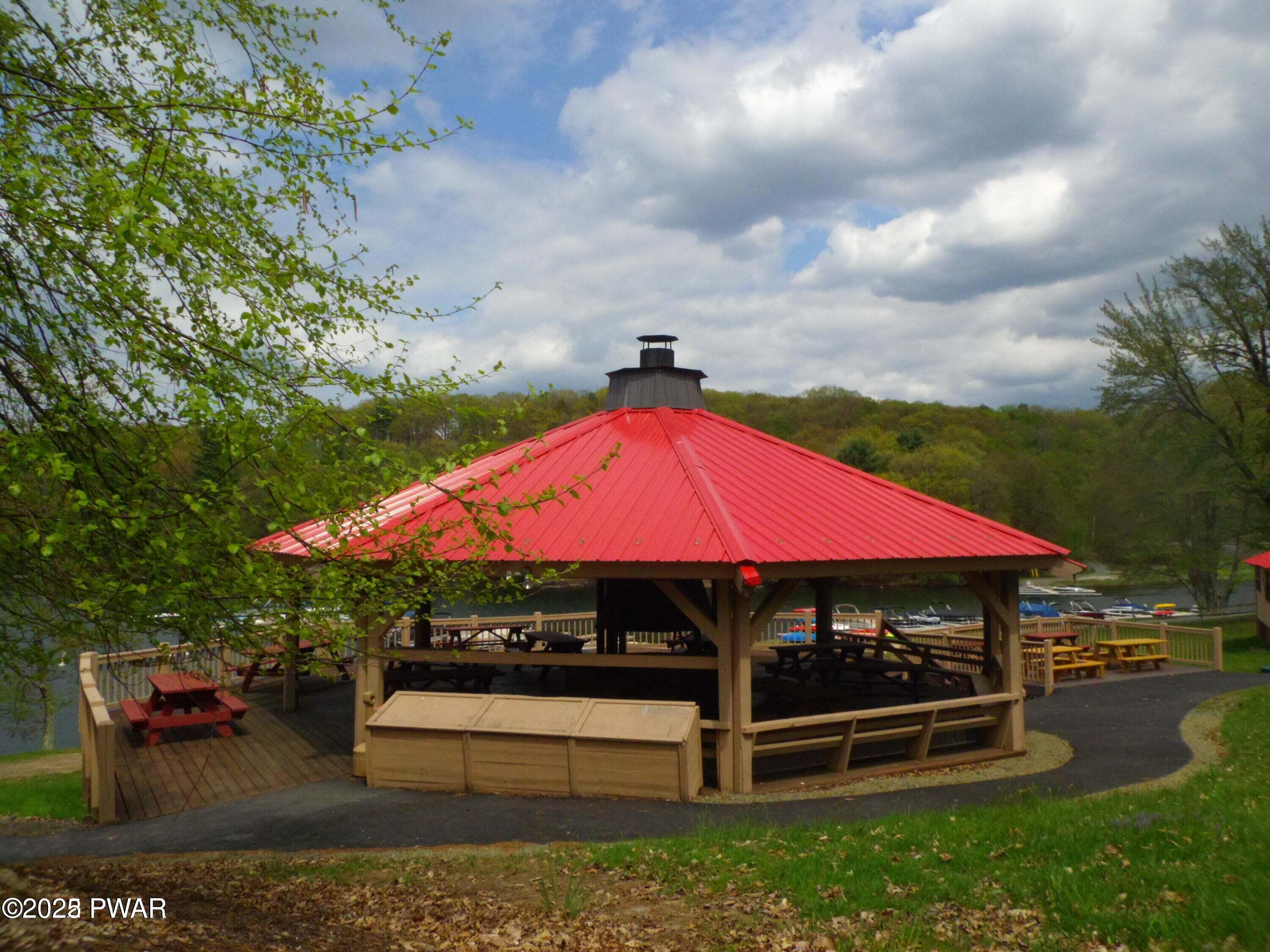 141 Big Bear Drive, Greentown, Pennsylvania image 34