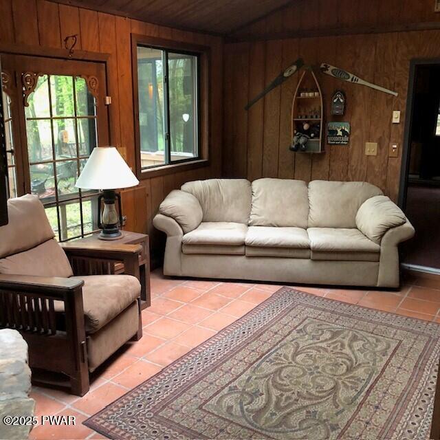 141 Big Bear Drive, Greentown, Pennsylvania image 4
