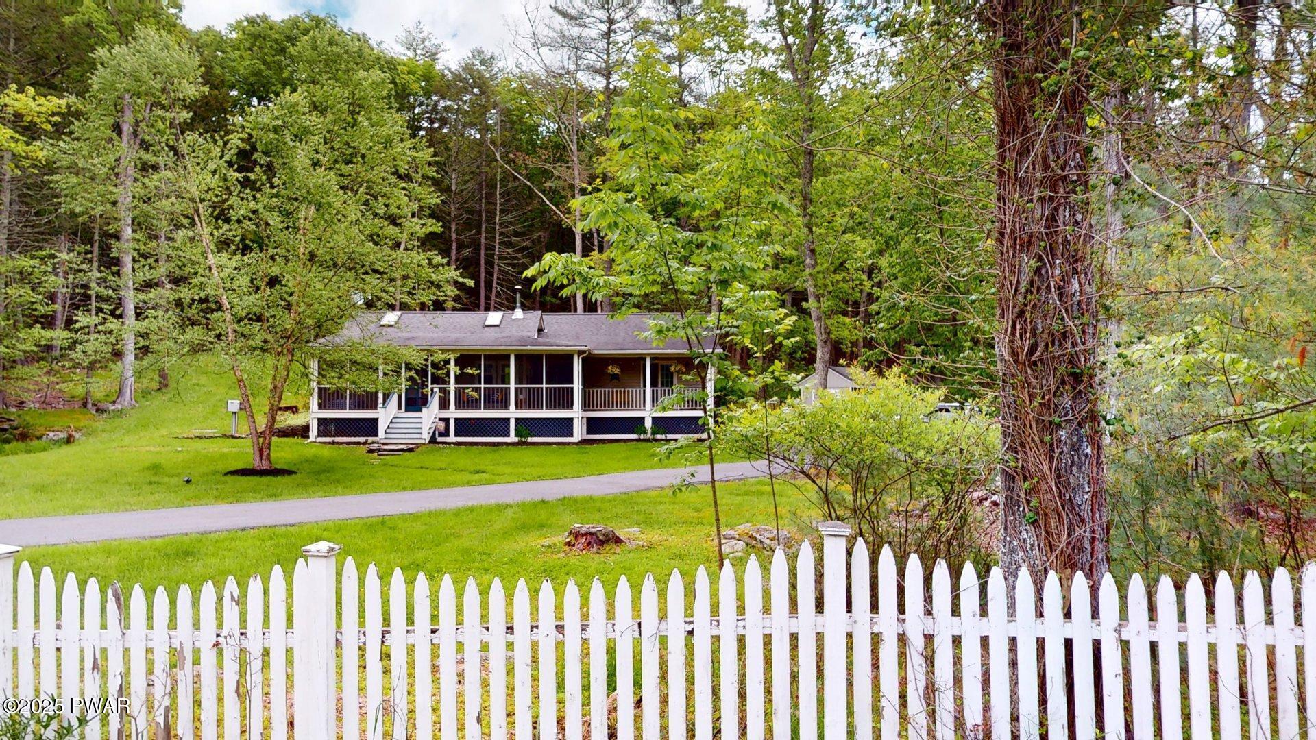 316 Twin Lakes Road, Shohola, Pennsylvania image 4
