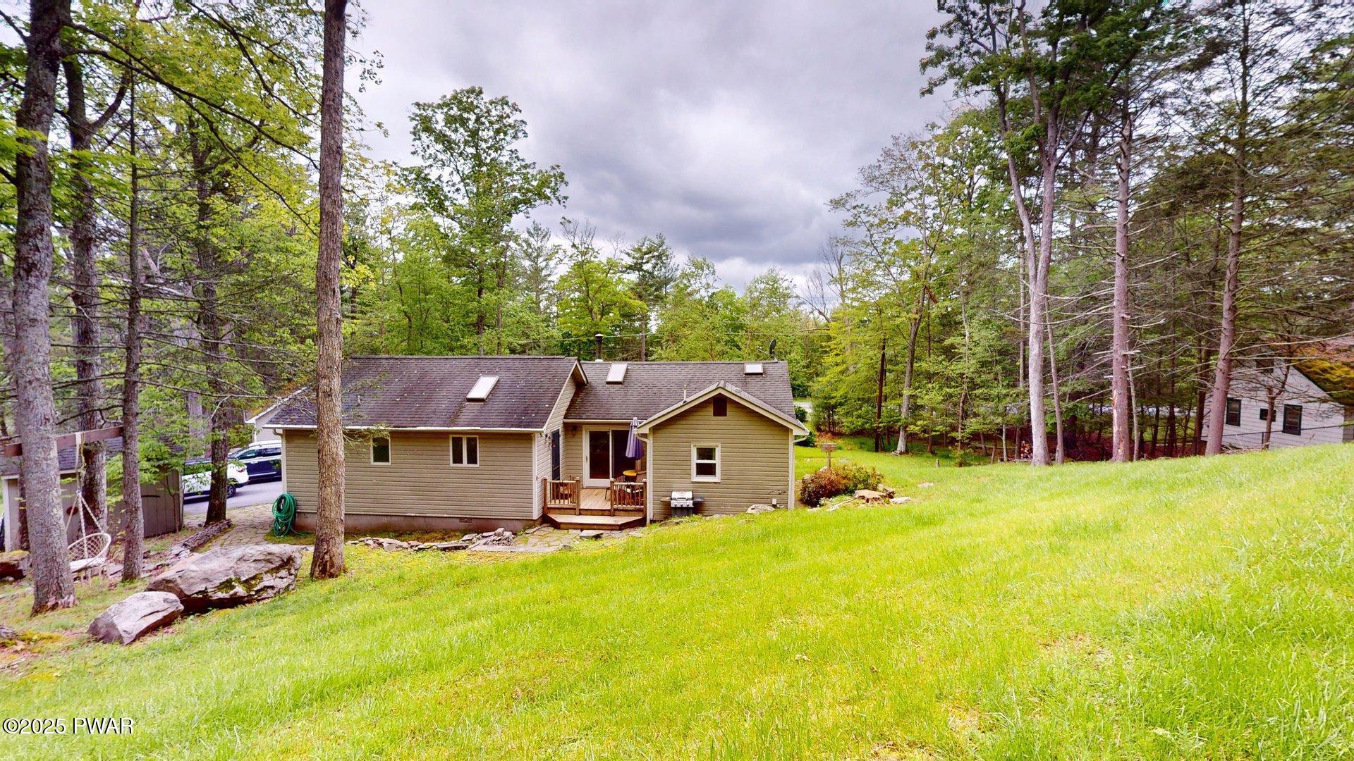 316 Twin Lakes Road, Shohola, Pennsylvania image 12