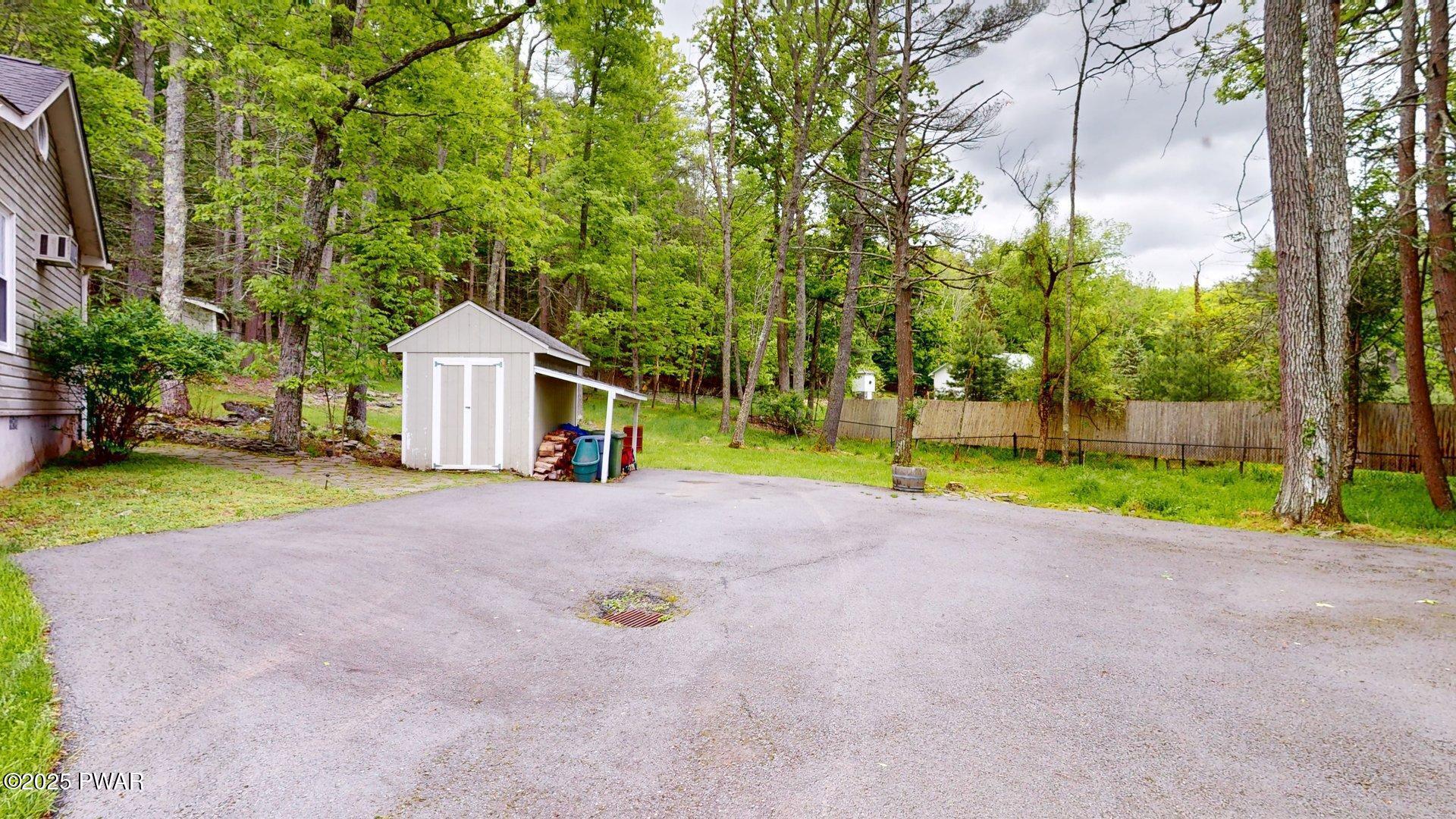316 Twin Lakes Road, Shohola, Pennsylvania image 18