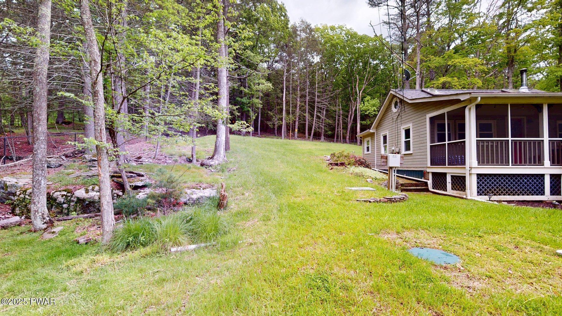 316 Twin Lakes Road, Shohola, Pennsylvania image 8