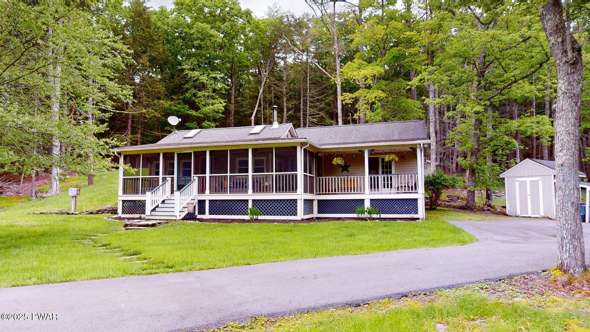 316 Twin Lakes Road, Shohola, Pennsylvania image 2