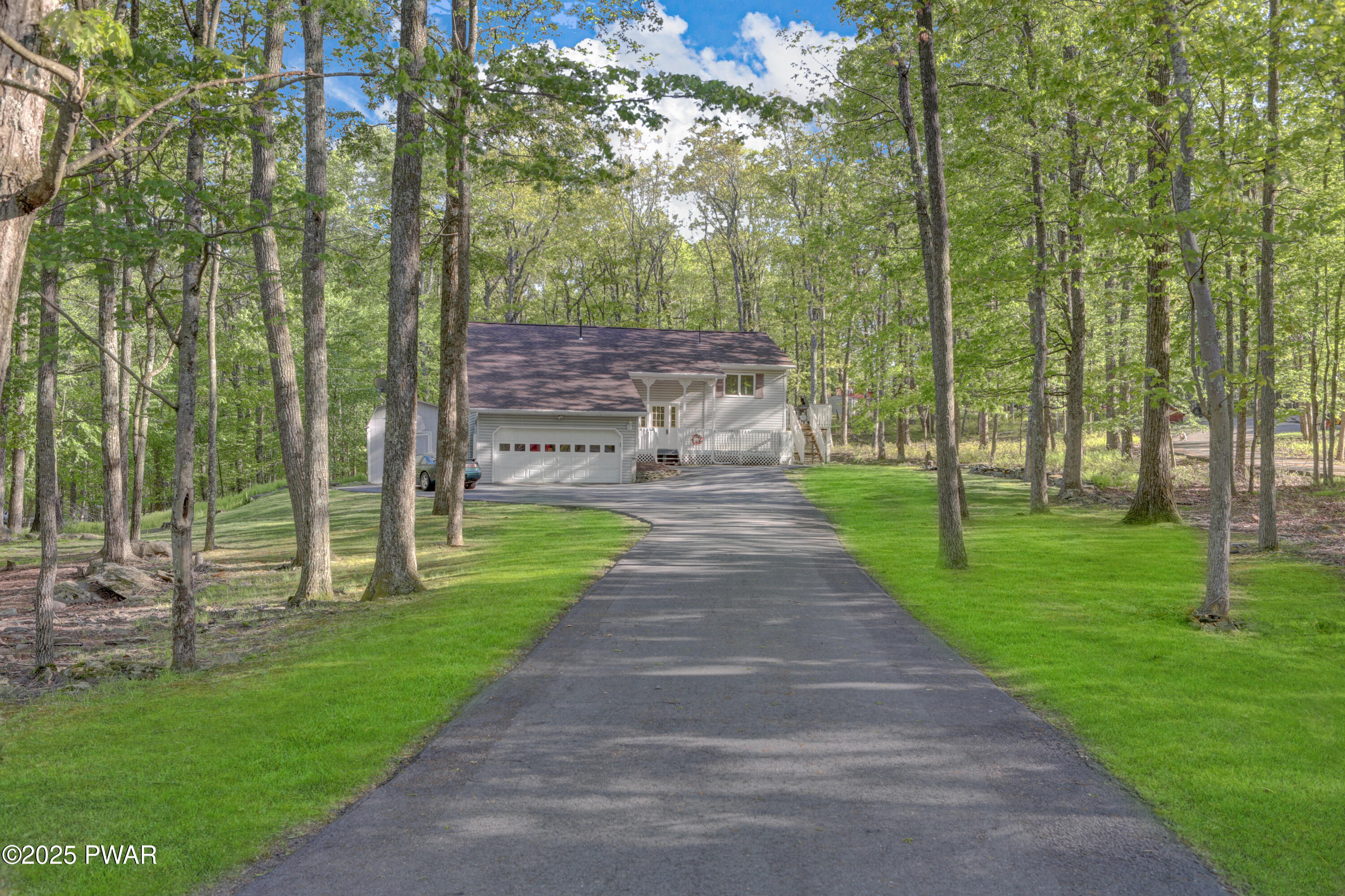 112 Vista Lane, Milford, Pennsylvania image 3