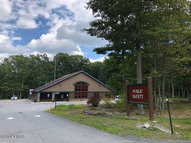 Lords Valley, Pennsylvania 18428, United States, 3 Bedrooms Bedrooms, ,3 BathroomsBathrooms,Residential,Pending,52254