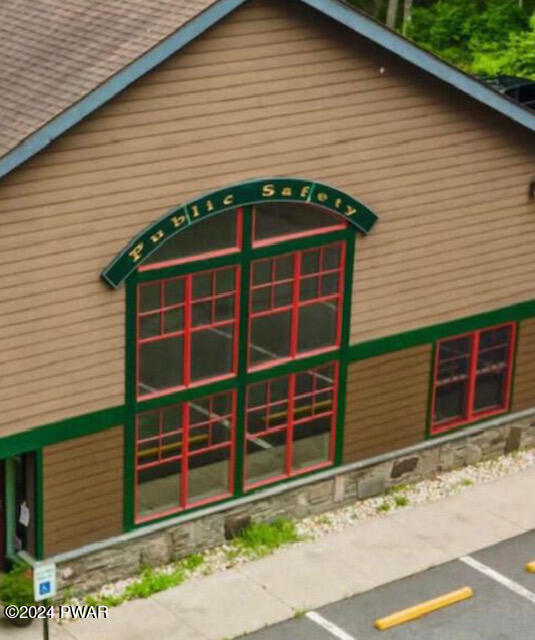 Lords Valley, Pennsylvania 18428, United States, 3 Bedrooms Bedrooms, ,3 BathroomsBathrooms,Residential,Pending,52254