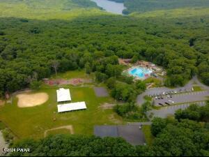 Lords Valley, Pennsylvania 18428, United States, 3 Bedrooms Bedrooms, ,3 BathroomsBathrooms,Residential,Pending,52254