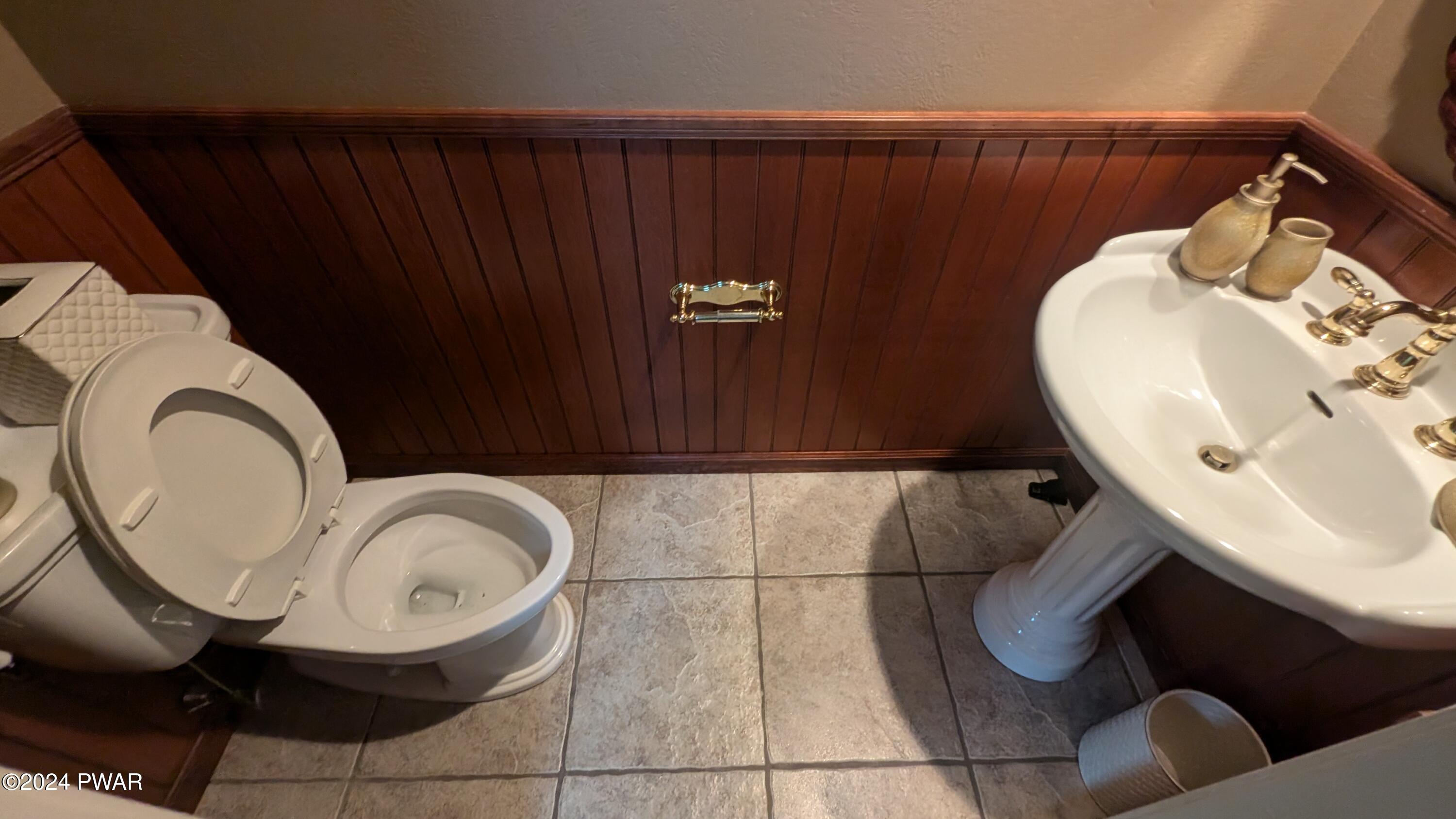 Lords Valley, Pennsylvania 18428, United States, 3 Bedrooms Bedrooms, ,3 BathroomsBathrooms,Residential,Pending,52254