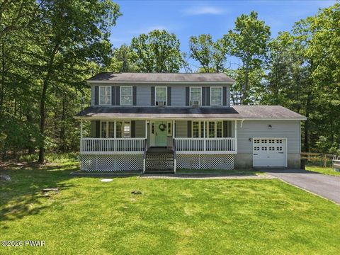 Homes For Sale - 126 Bernadette Drive<br/> Dingmans Ferry, PA 18328