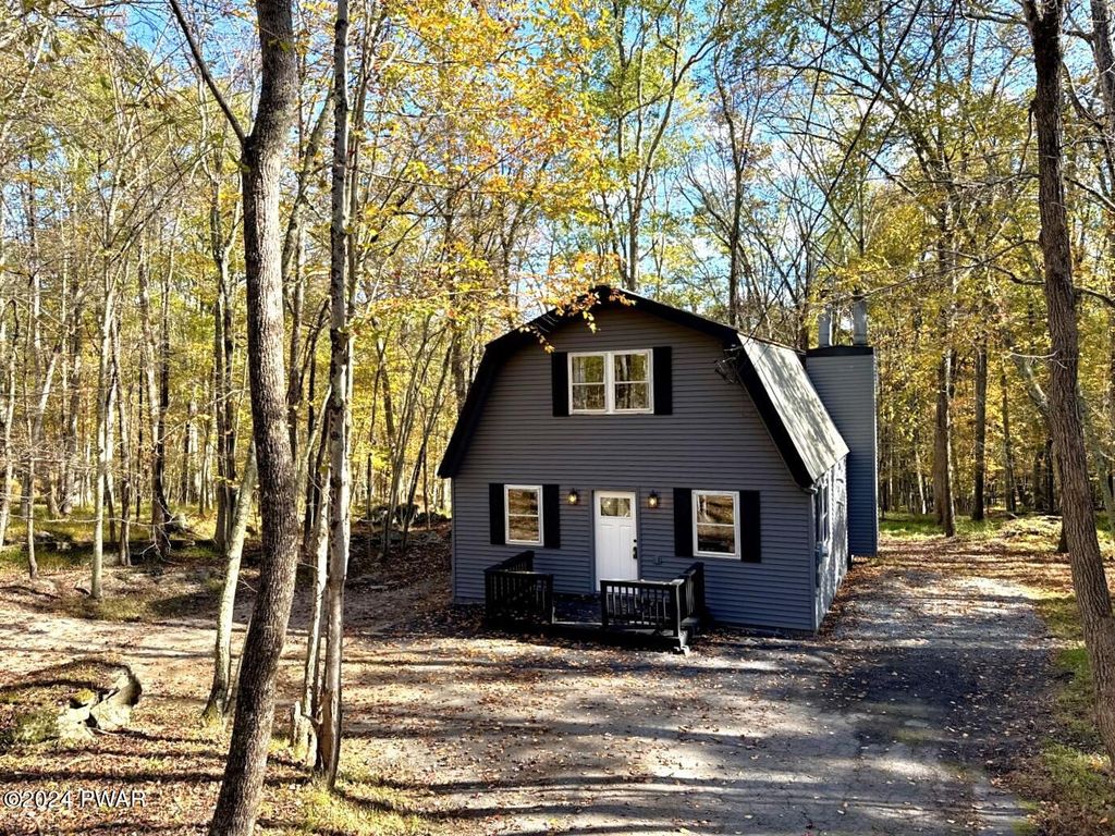Photo of 139 Lamplighter Lane, Lackawaxen, PA 18435 (MLS # PW243196)