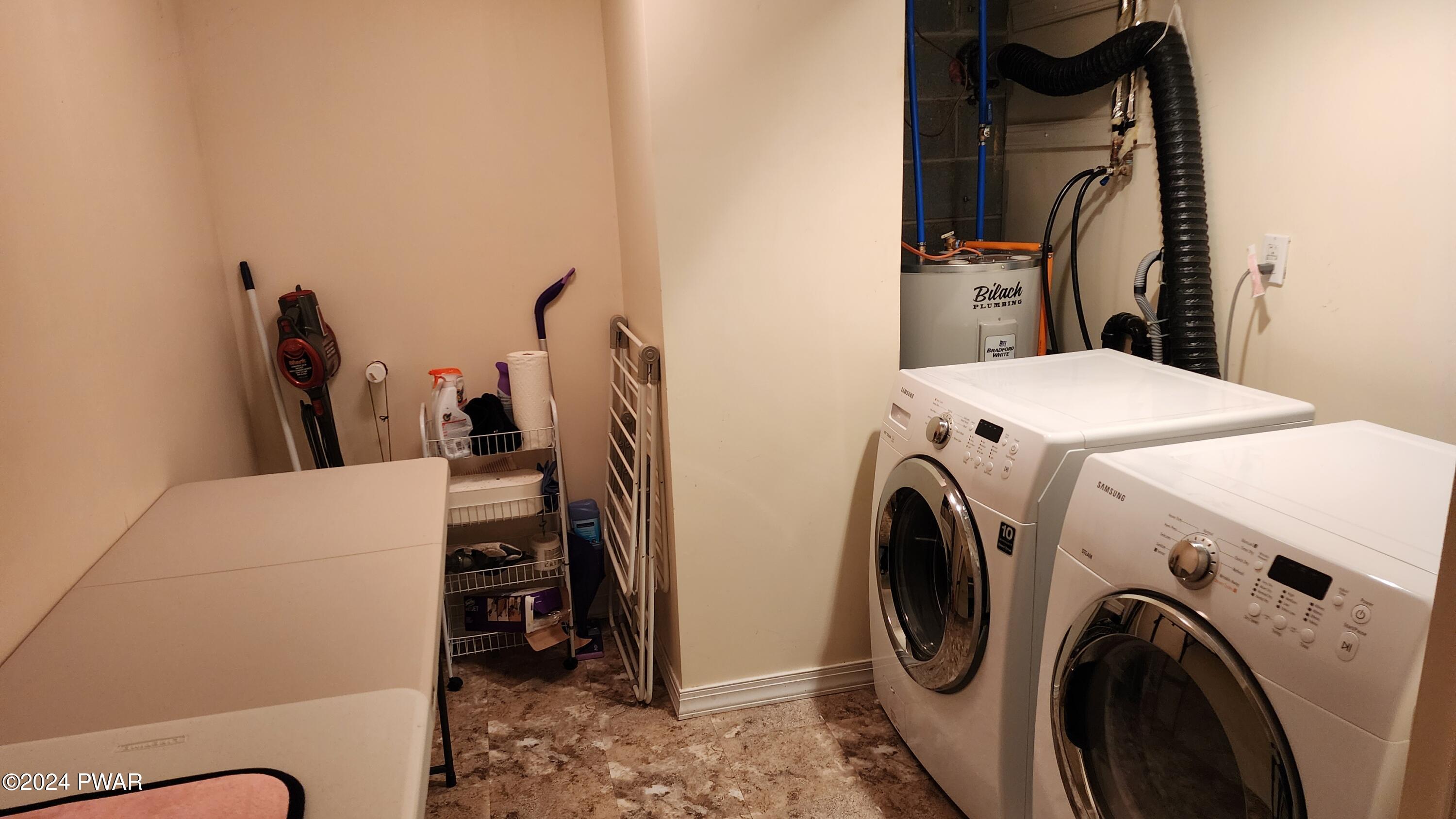 Milford, Pennsylvania 18337, United States, 2 Bedrooms Bedrooms, ,1 BathroomBathrooms,Residential,Pending,61726