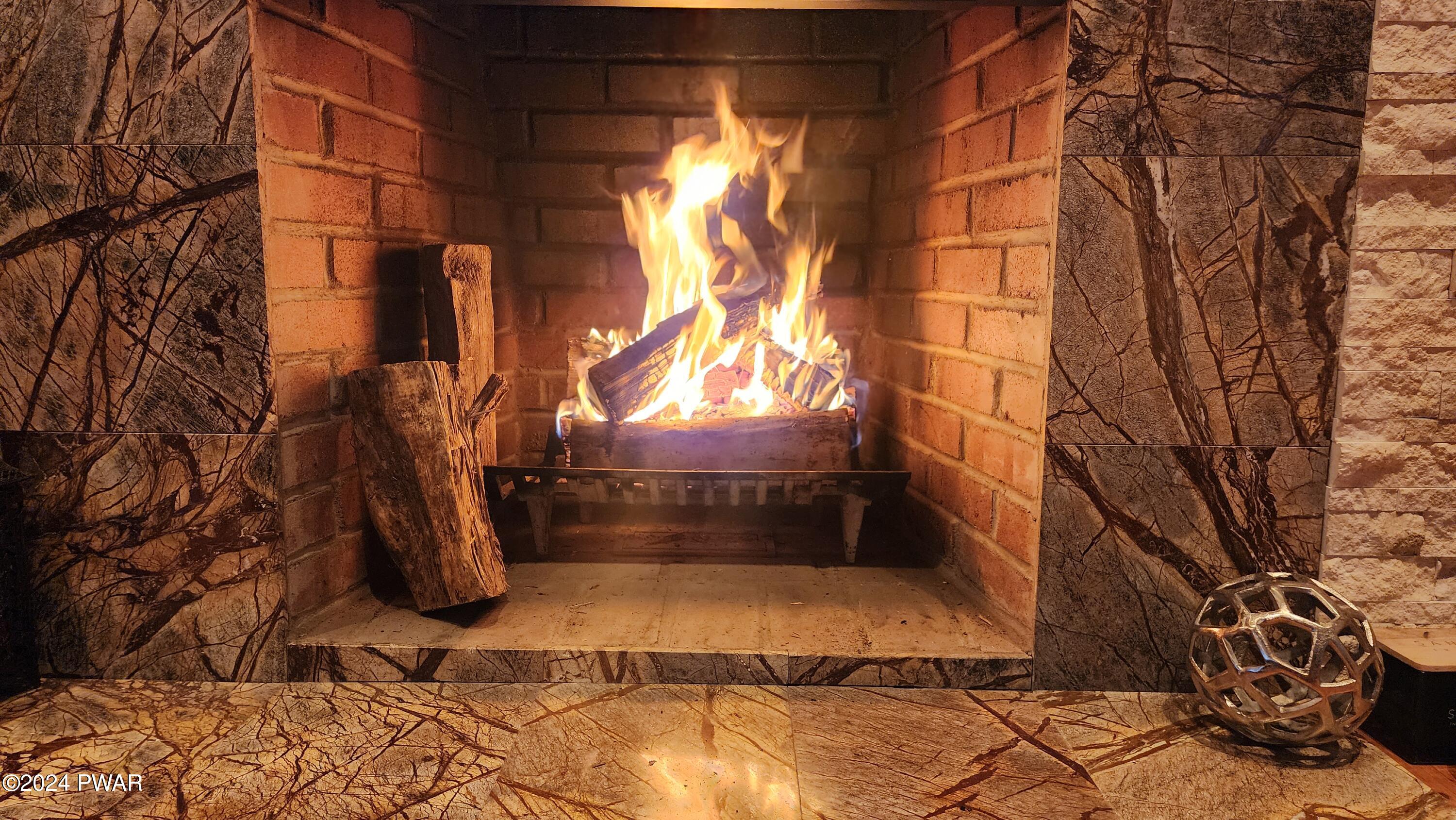 Milford, Pennsylvania 18337, United States, 2 Bedrooms Bedrooms, ,1 BathroomBathrooms,Residential,Pending,61726