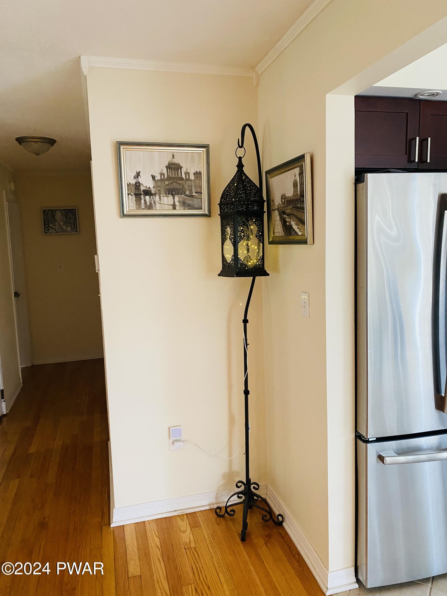 Milford, Pennsylvania 18337, United States, 2 Bedrooms Bedrooms, ,1 BathroomBathrooms,Residential,Pending,61726