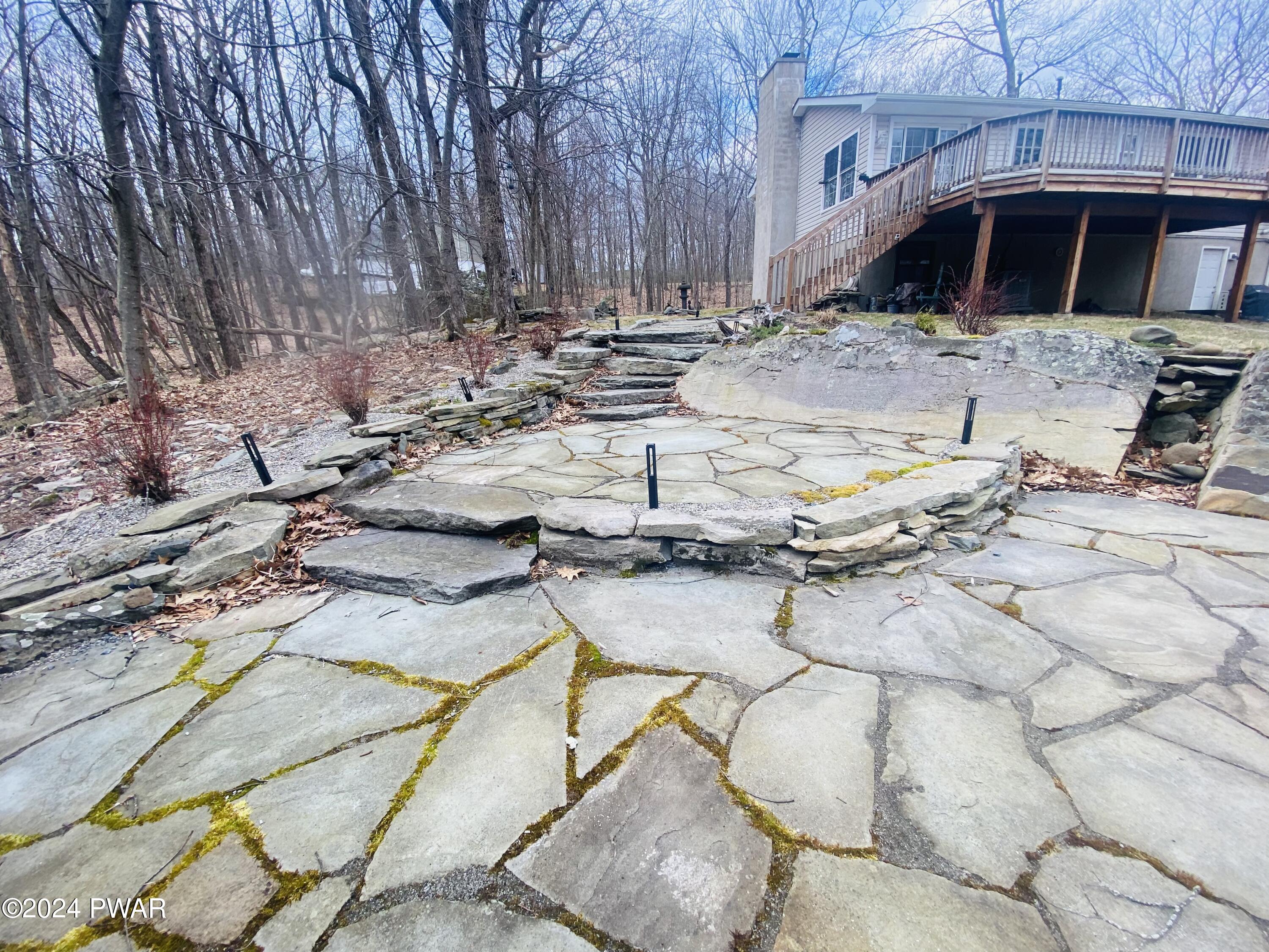 Milford, Pennsylvania 18337, United States, 2 Bedrooms Bedrooms, ,1 BathroomBathrooms,Residential,Pending,61726