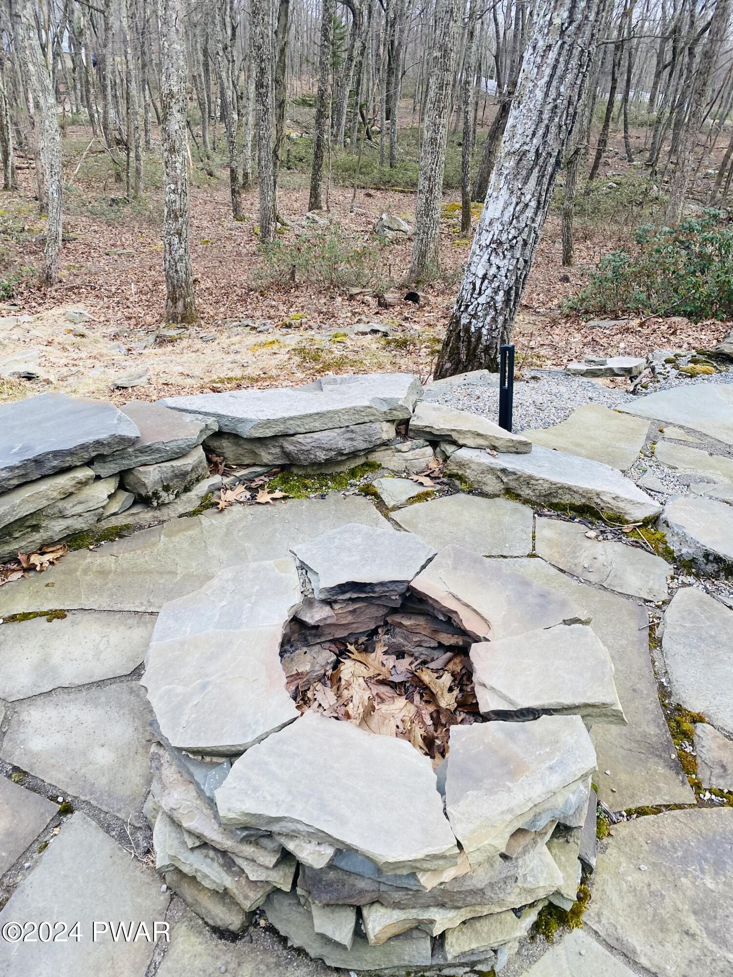 Milford, Pennsylvania 18337, United States, 2 Bedrooms Bedrooms, ,1 BathroomBathrooms,Residential,Pending,61726