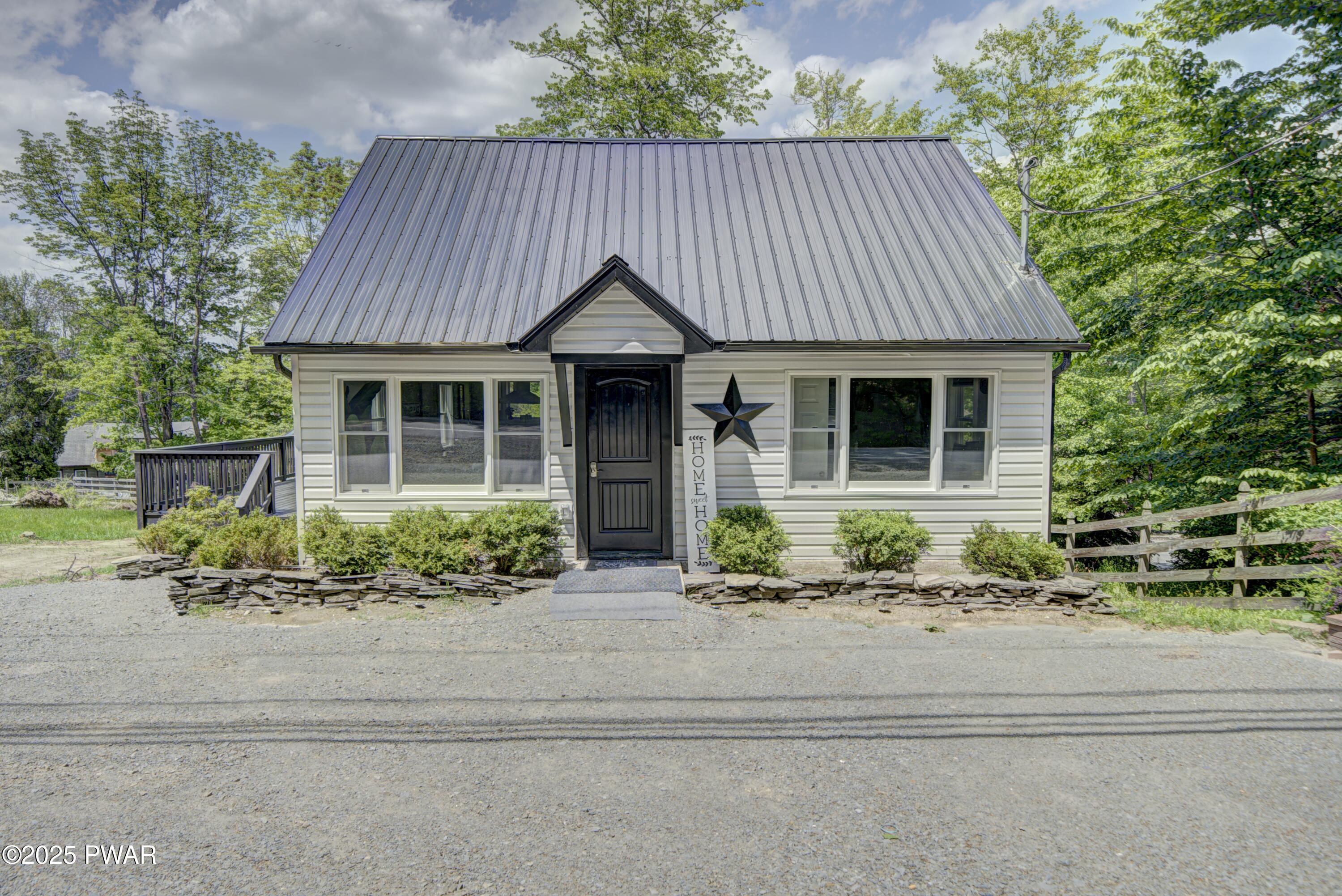 959 Rt 507, Greentown, Pennsylvania image 4