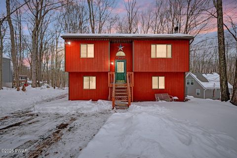 Homes For Sale - 2988 Wedge Drive<br/> Wayne County, Lake Ariel, PA 18436