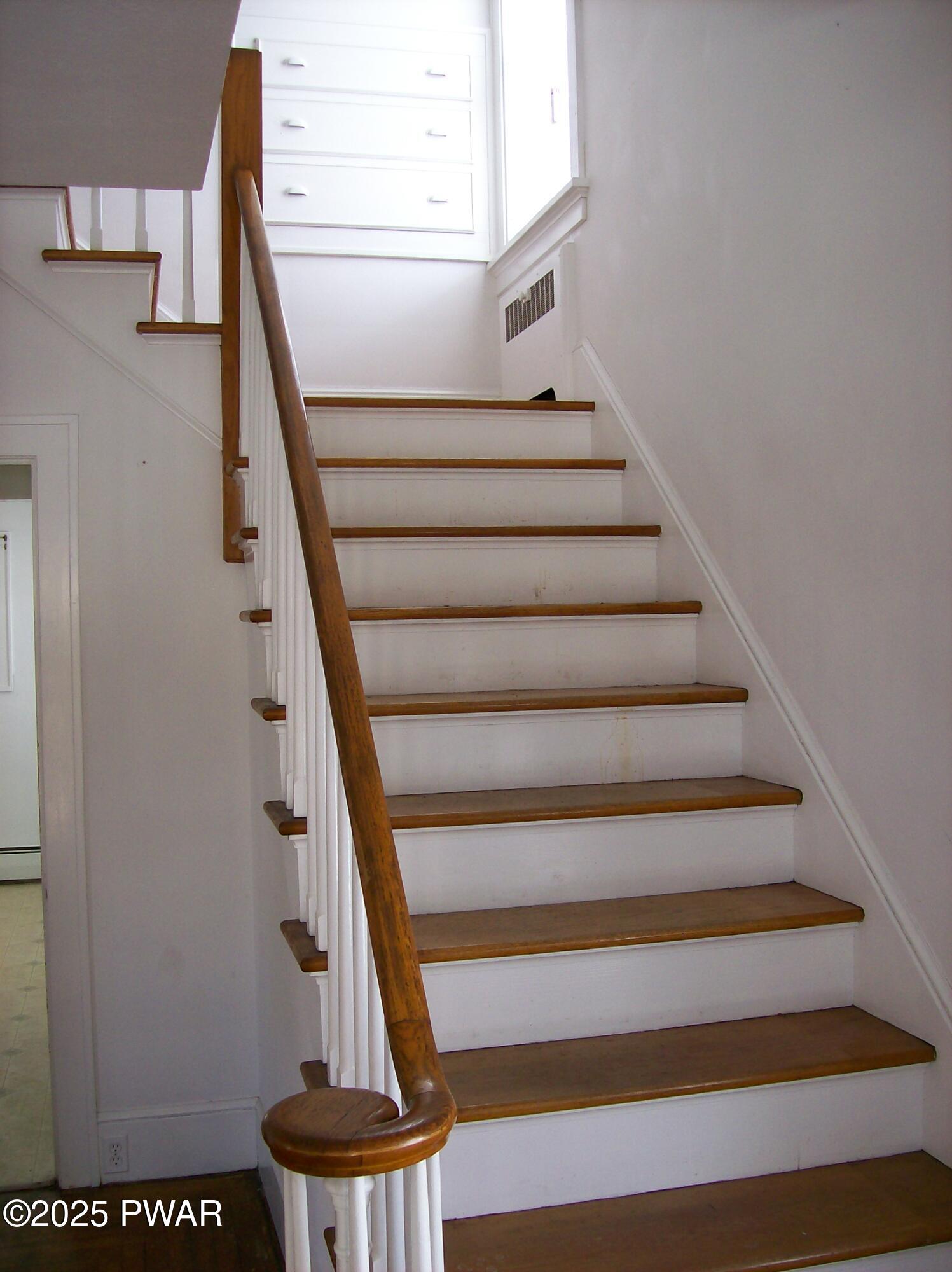 1210 West Street, Honesdale, Pennsylvania image 13