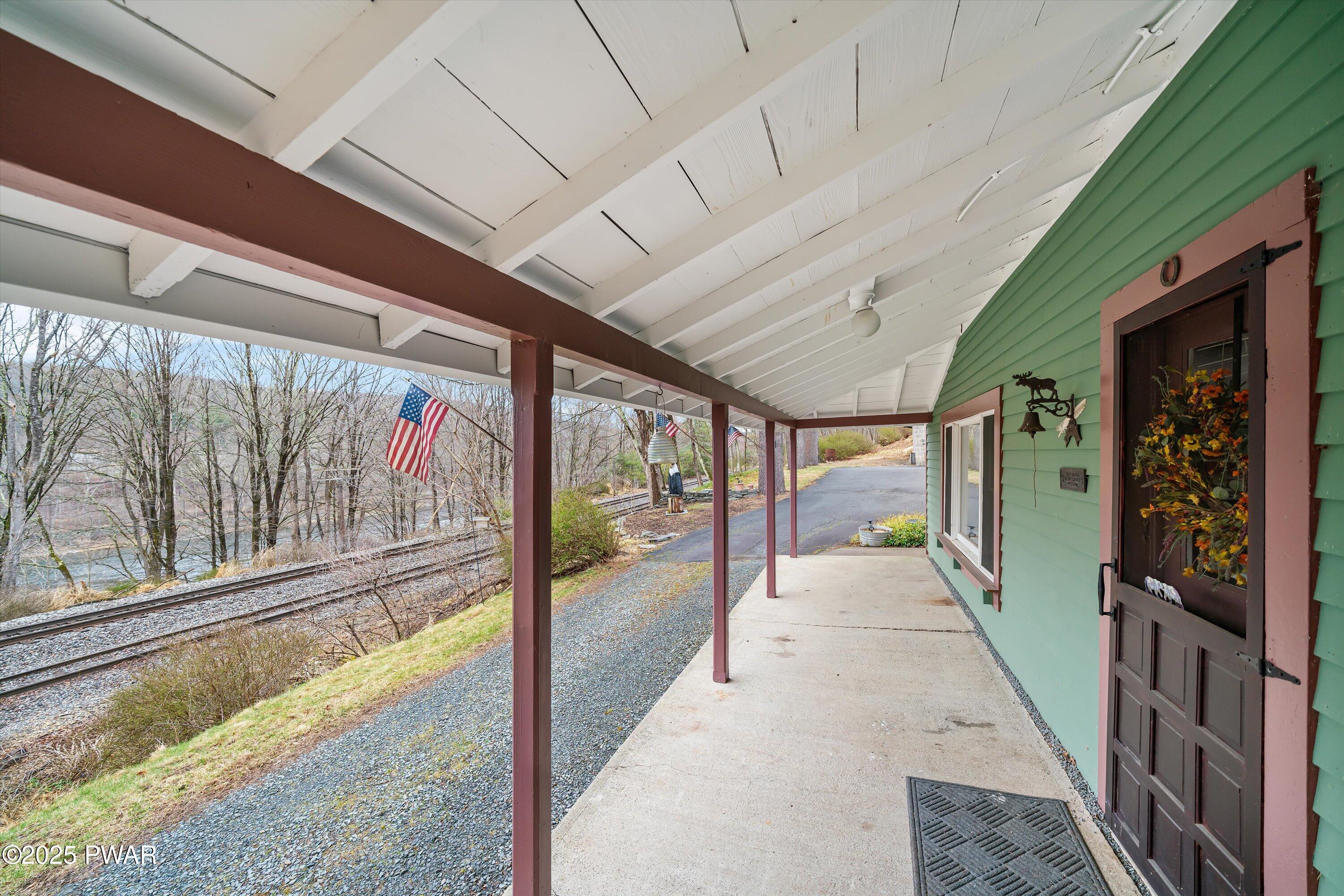 111 Delaware Drive, Lackawaxen, Pennsylvania image 48