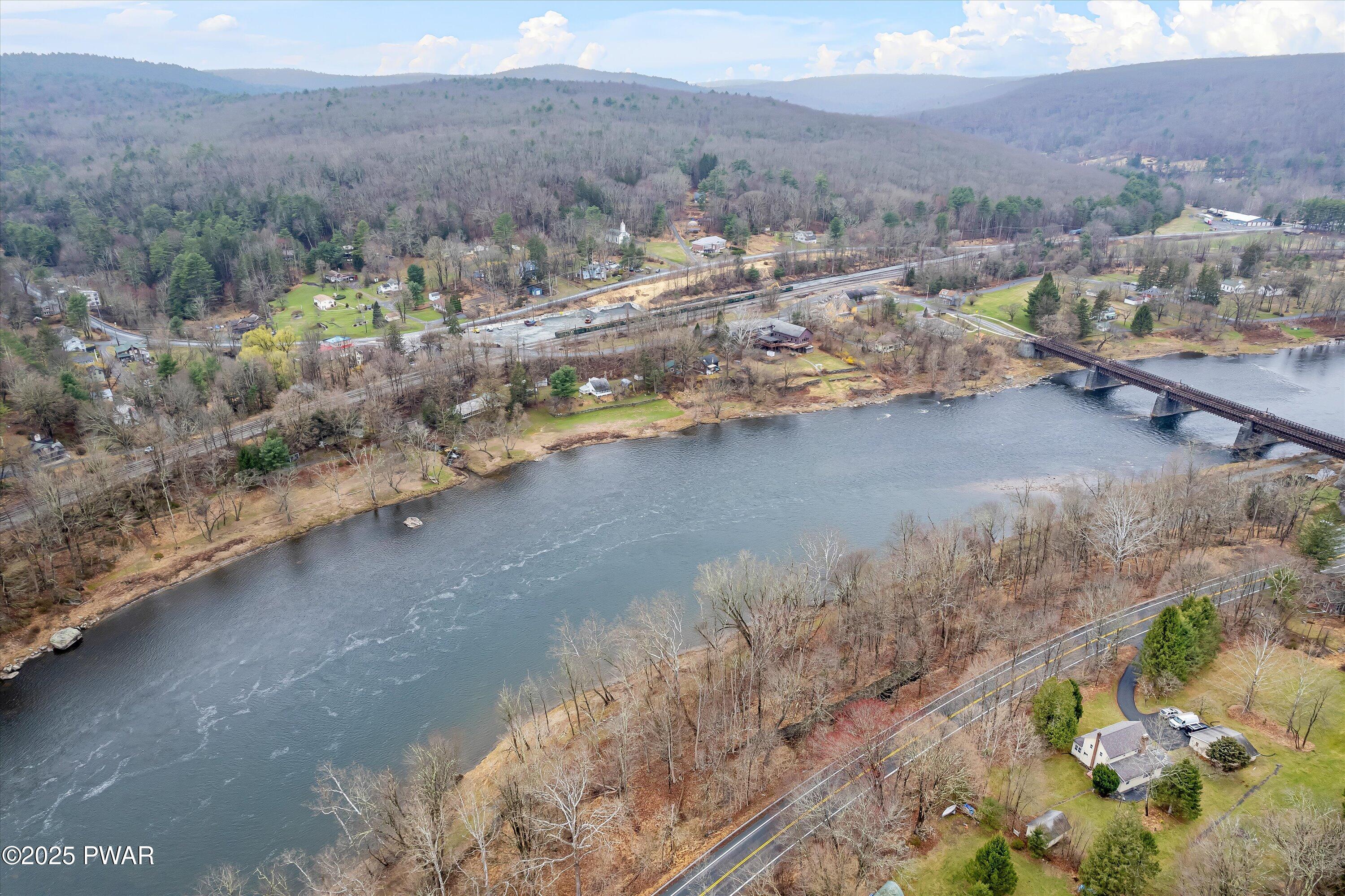 111 Delaware Drive, Lackawaxen, Pennsylvania image 43