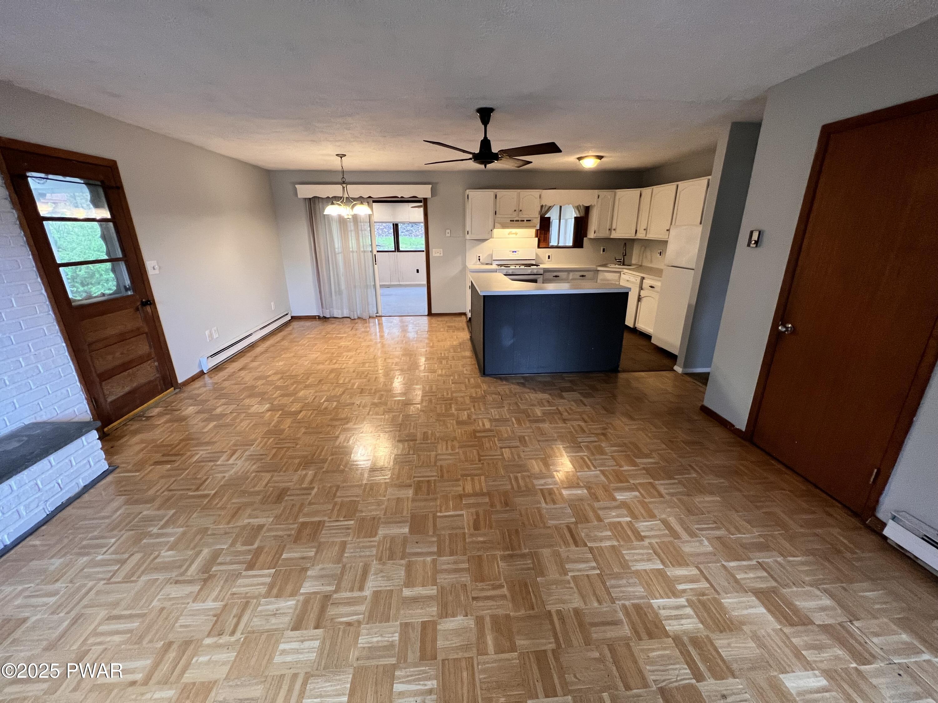 236 Mountain Lake Drive, Dingmans Ferry, Pennsylvania image 3