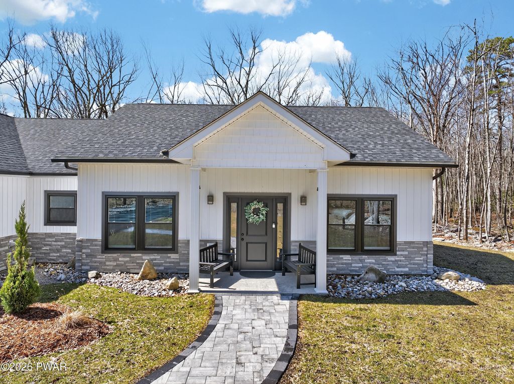 Photo of 110 Middleton Drive, Milford, PA 18337 (MLS # PW260650)