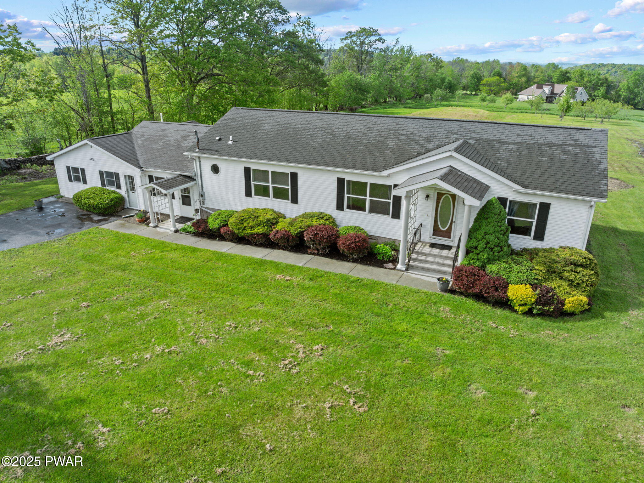 232 Spinner Road, Honesdale, Pennsylvania image 4