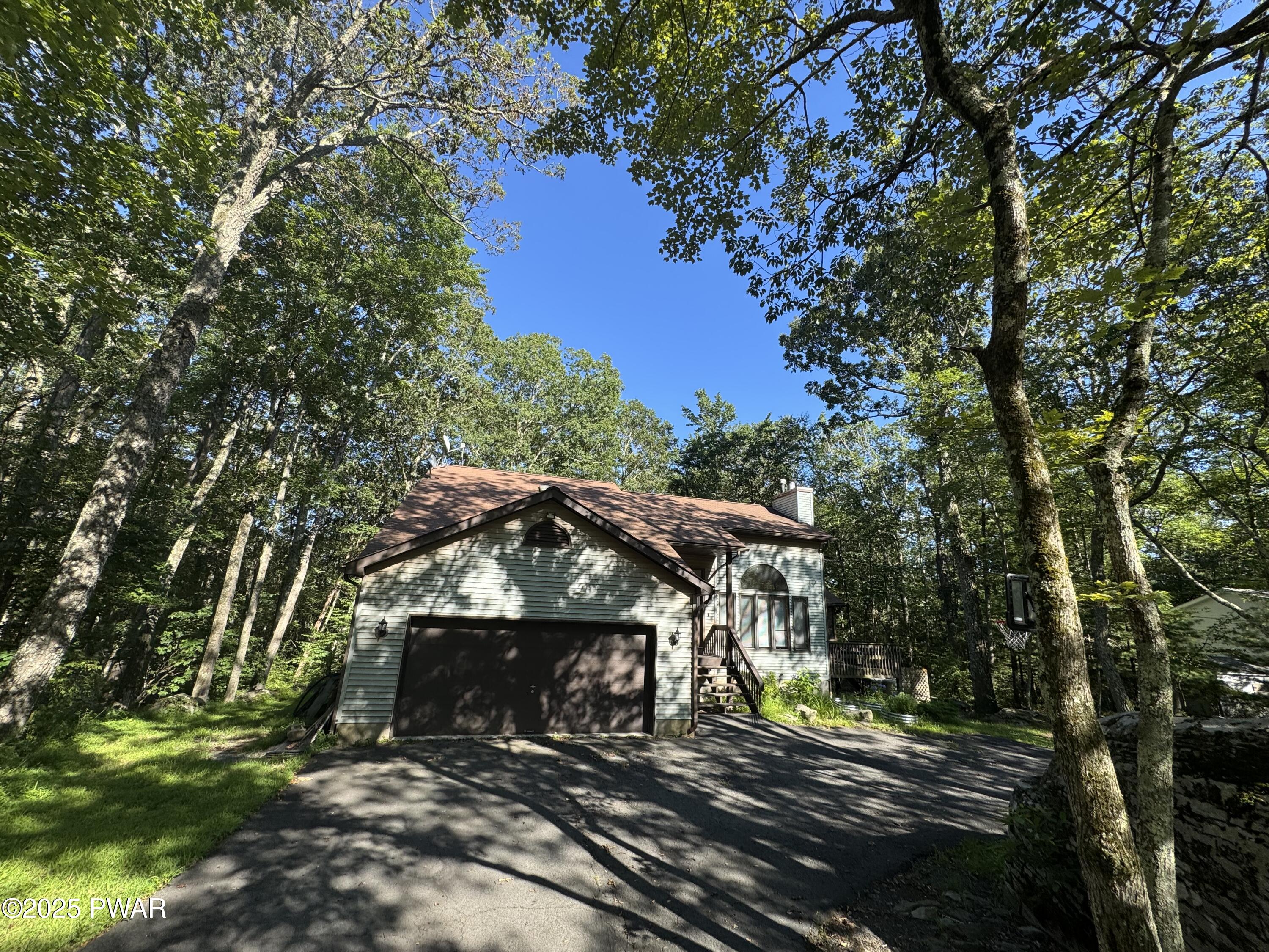 Lords Valley, Pennsylvania 18428, United States, 4 Bedrooms Bedrooms, ,2 BathroomsBathrooms,Residential,Active,175114