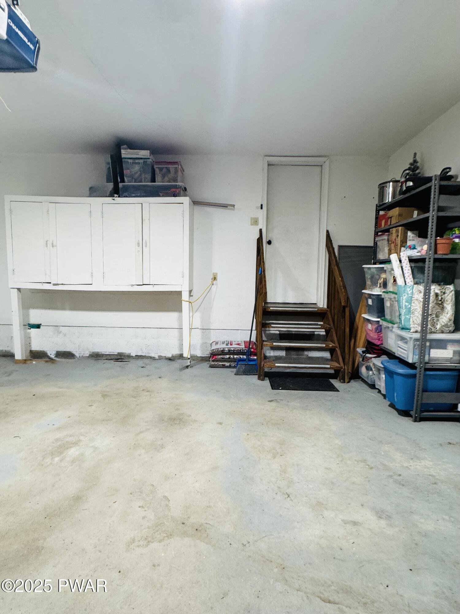 Lords Valley, Pennsylvania 18428, United States, 4 Bedrooms Bedrooms, ,2 BathroomsBathrooms,Residential,Active,175114