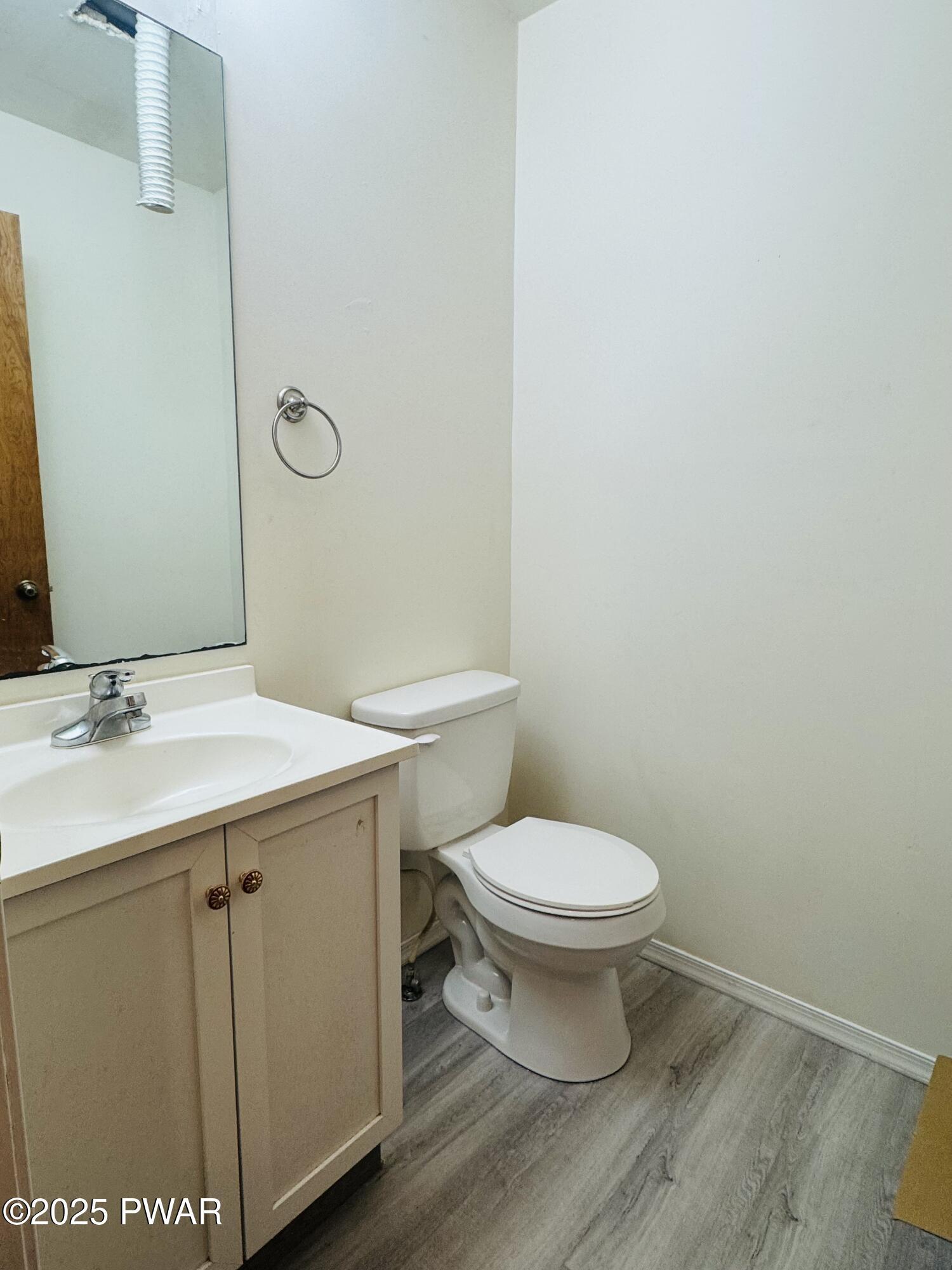 Lords Valley, Pennsylvania 18428, United States, 4 Bedrooms Bedrooms, ,2 BathroomsBathrooms,Residential,Active,175114